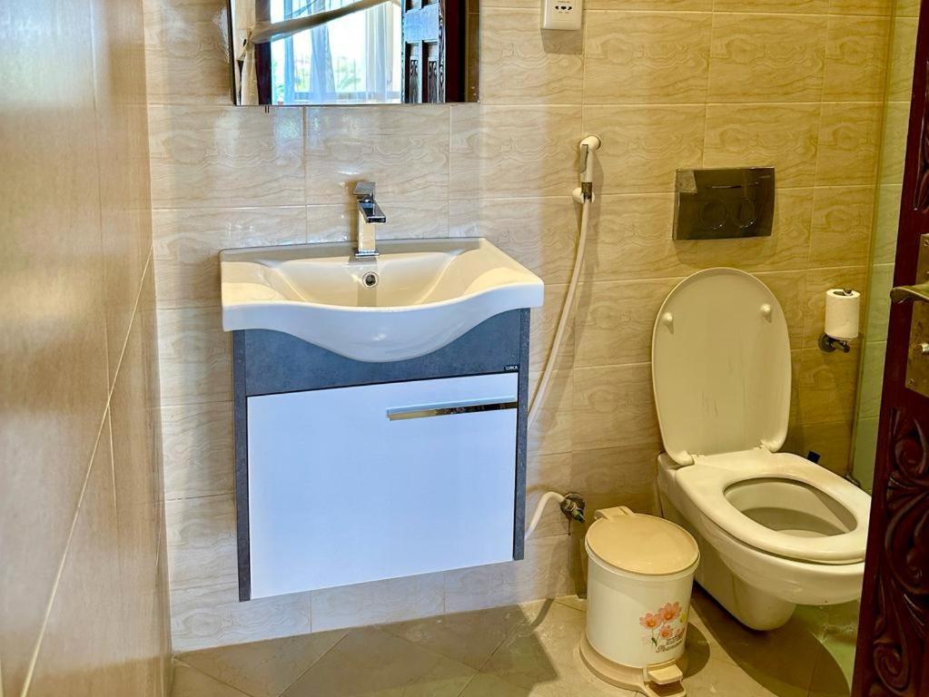 Amani Luxury Apartments Mombasa Bagian luar foto