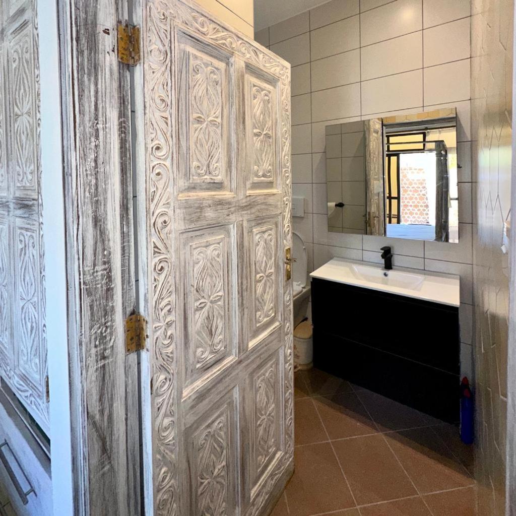 Amani Luxury Apartments Mombasa Bagian luar foto