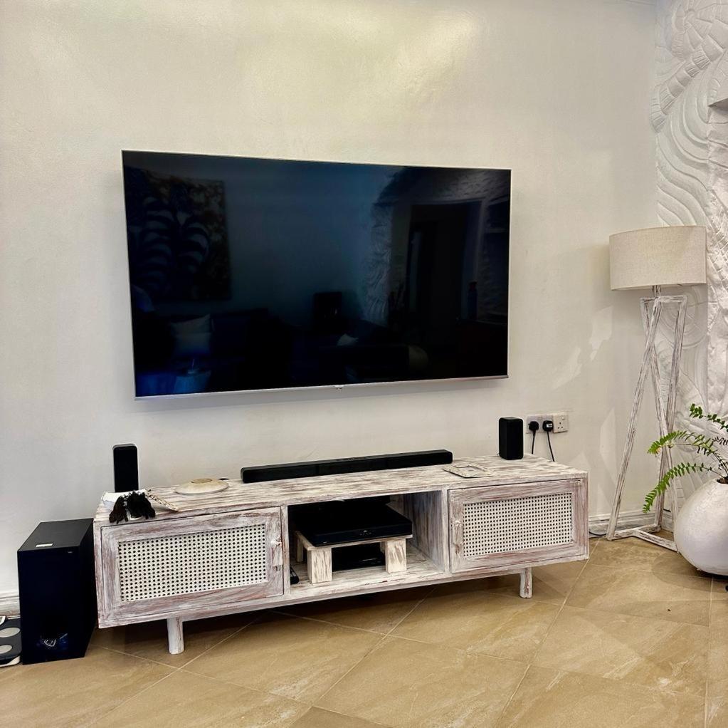 Amani Luxury Apartments Mombasa Bagian luar foto