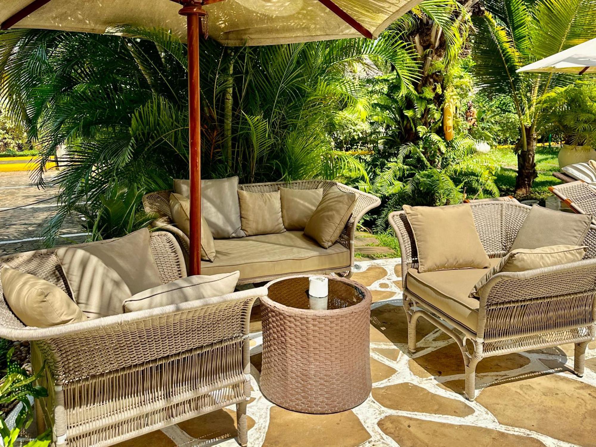 Amani Luxury Apartments Mombasa Bagian luar foto