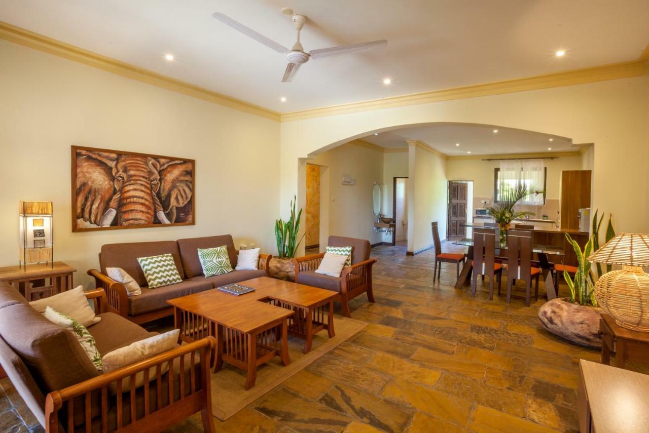 Amani Luxury Apartments Mombasa Bagian luar foto